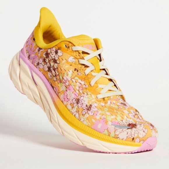 Hoka Shoes - Free People x Hokas Clifton 8